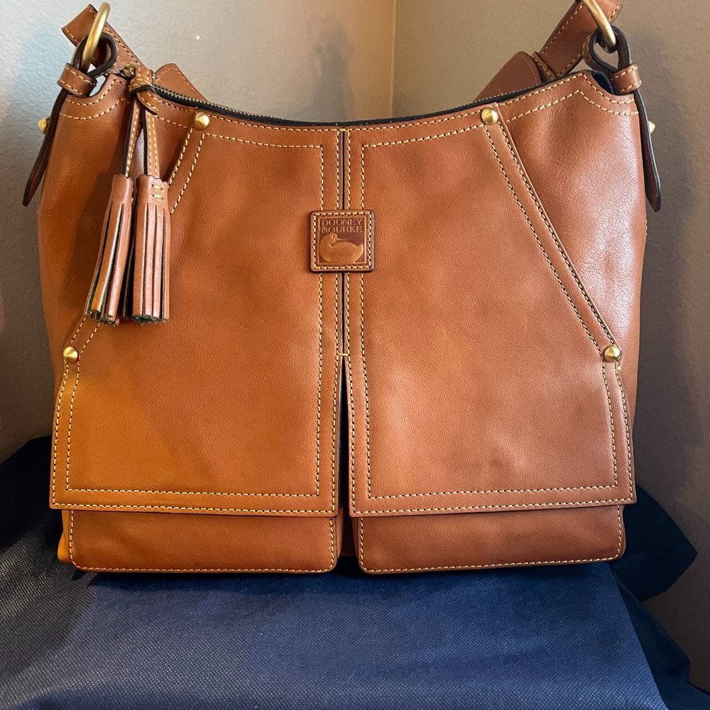 DOONEY & BOURKE KINGSTON HOBO FLORENTINE
